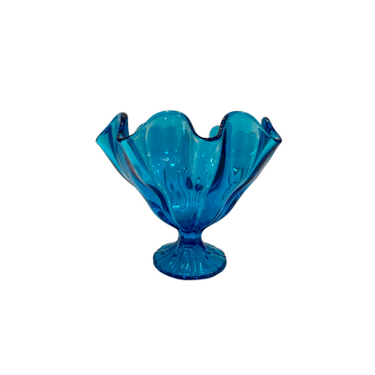 Scalloped Pedestal Dish